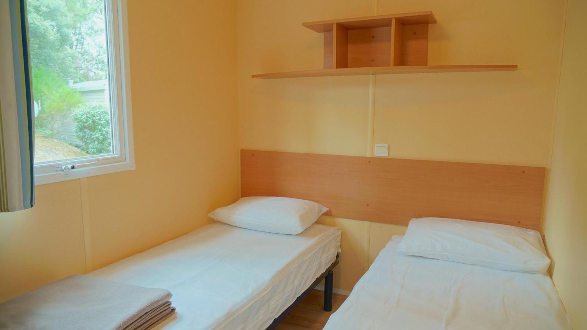 Hotel Les Pins De La Coubre Les Mathes Habitación foto